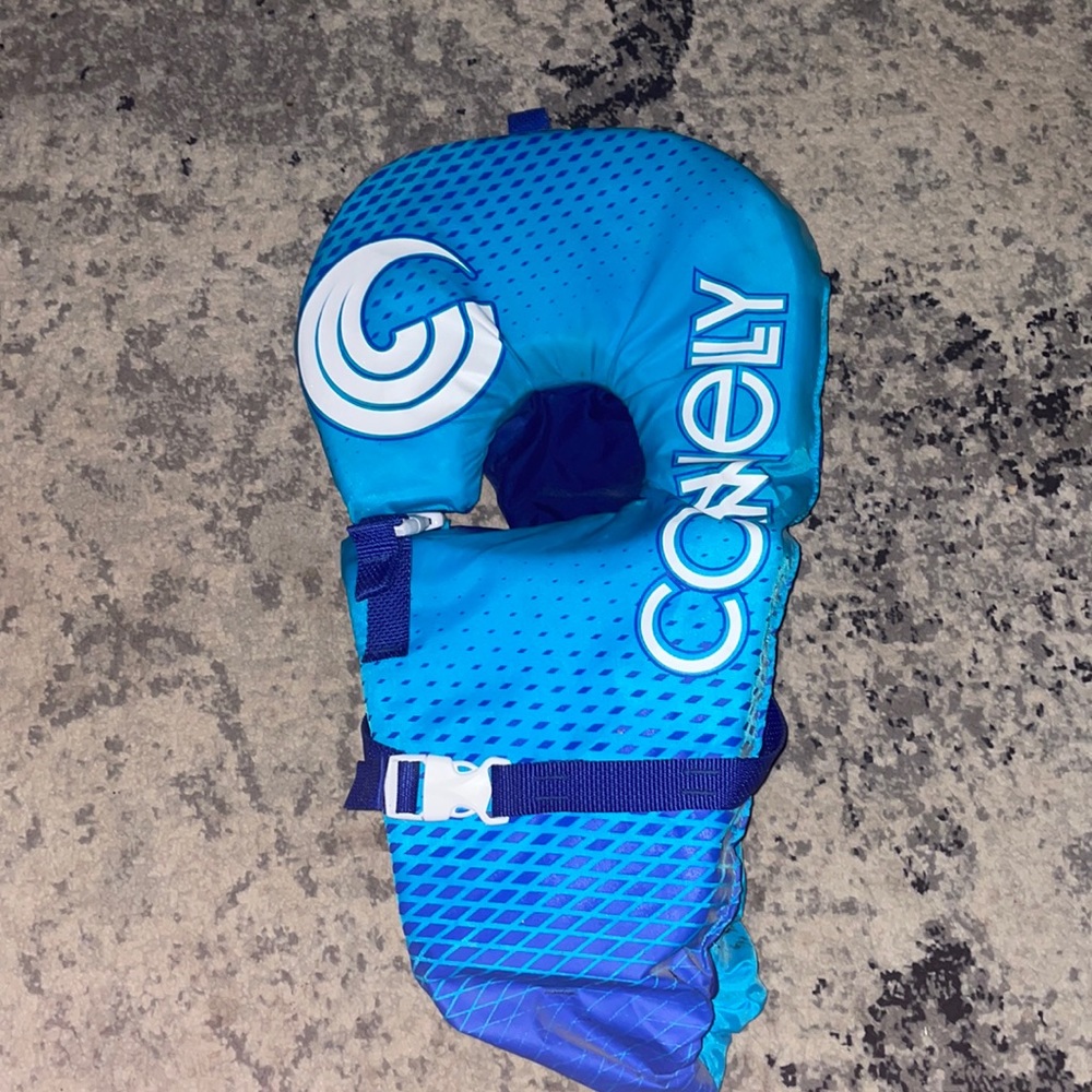 Infant life jacket